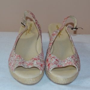 Floral Wedges